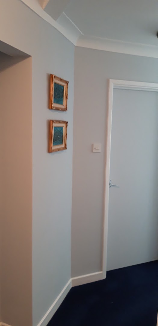 Joe Hewett Painter & Decorator — Photos 6